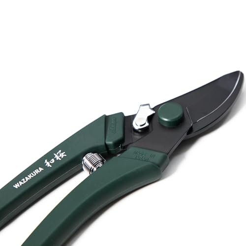 Wazakura Black Blade Pruning Shears - Carbon‑Reinforced Fluorine Coated, Ultra‑Sharp Clean Cuts for Flowers & Branches up to 1cm, Japanese Professional Garden Shears