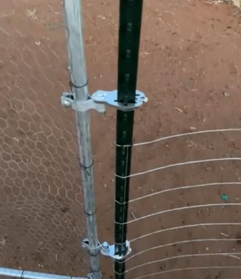 T-Post Gate Hinge Pins, Hang a gate from a Metal T Post with 5/8 Pin, Easy to Install