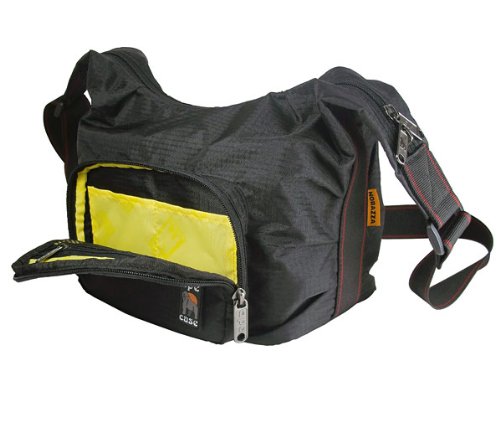 Envoy Compact Messenger-Style Case for Camera - Black (AC520BK)