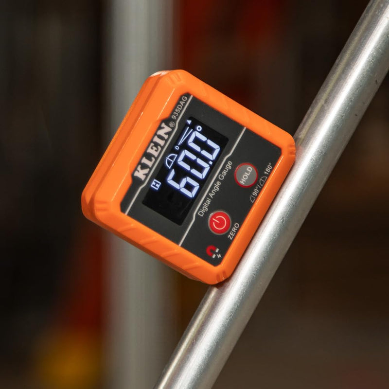 Klein Tools 935DAG Digital Electronic Level and Angle Gauge, Measures 0 - 90 and 0 - 180 Degree Ranges, Measures and Sets Angles Gauge / Level