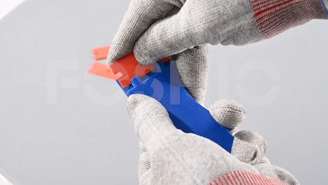 FOSHIO Plastic Razor Blades 600PCS Double Edged 1.5 Inch Suit for Razor Blade Scraper, Plastic Scraper with Plastic Blades for Remove Decals Stickers Adhesive Label and Glass Clean 600 Count (Pack of 1) Orange