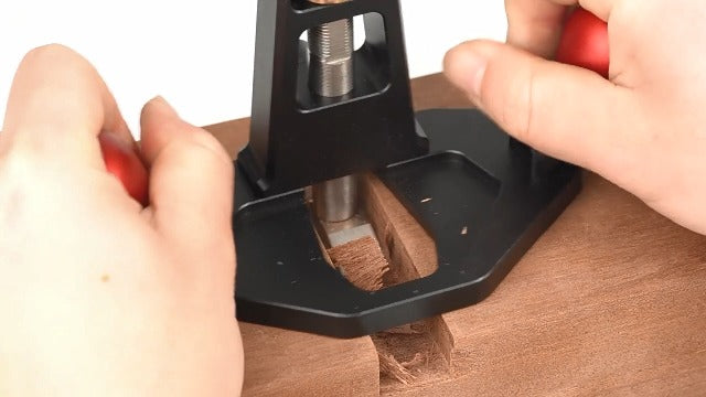 Router Plane Hand Wood Planer, Handheld Woodworking Tool, Woodworking Carpenter Tools Adjustable Woodcraft Trimming Knife Depth Stop Planer Wood Chamfering Slottinge (Red) Red