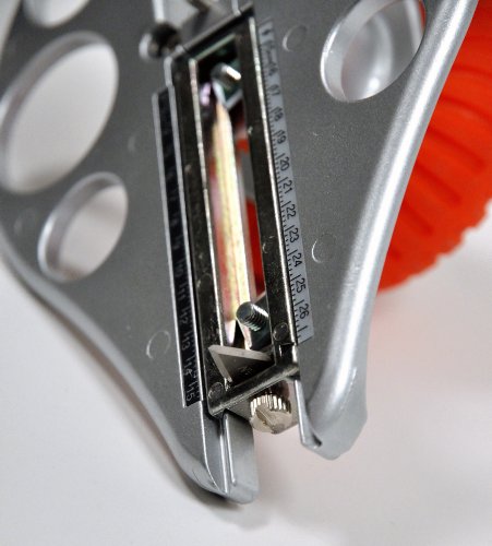NT Cutter Heavy-Duty Circle Cutter, 1-3/16” ~ 10-1/4” Dia., (C-3000GP)