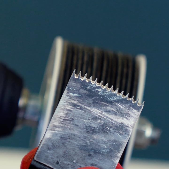 Oscillating Saw Blade Sharpener