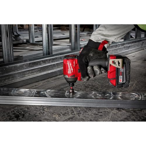 MILWAUKEE SHOCKWAVE Impact Duty St