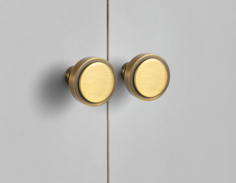 Goo-Ki Brushed Bronze Cabinet Knobs Solid Drawer Knob Zinc Alloy Kitchen Cabinet Hardware - 6 Pack Brass Bronze Single Hole/Screw Bar Cabinet Pulls Dresser Handles 1.2 Inches