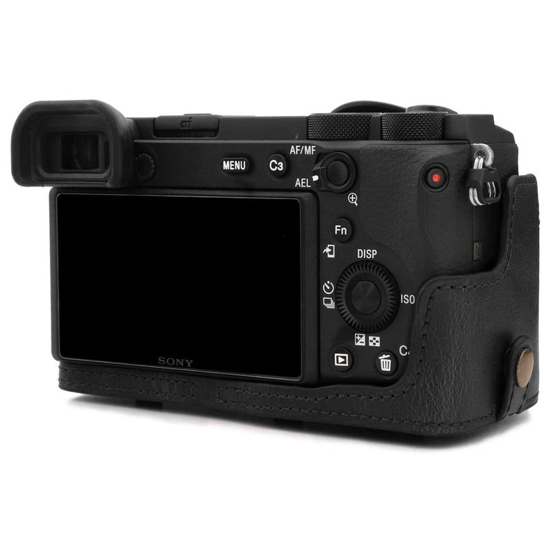 MegaGear MG1804 Ever Ready Leather Camera Case Compatible with Sony Alpha A6600 (18-135mm) - Black