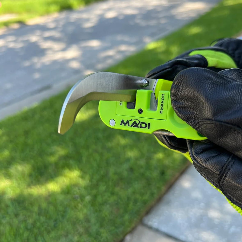 MADI Pocket Knife Sharpener, Diamond Coated Rod Outdoor Hunting Knife & Hook Sharpener | Compact Universal Sharpener for All Knives | PKS-1
