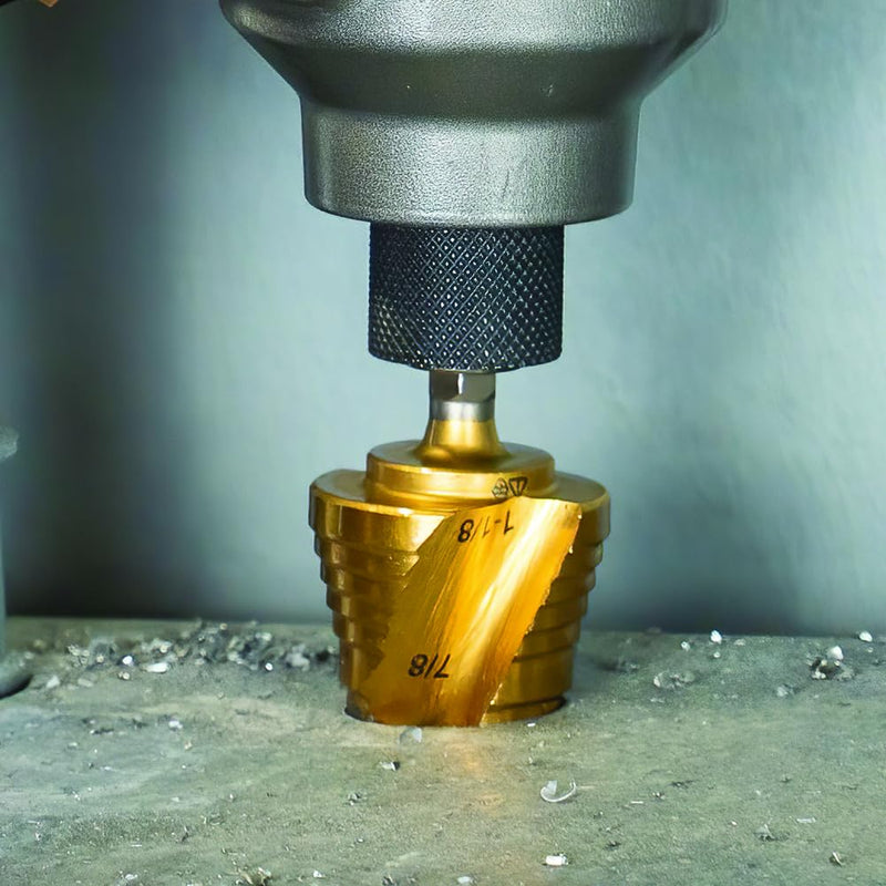 Klein Tools 25960 Step Drill Bit, 7/8 to 1-3/8-Inch, Spiral Double-Fluted, Cut Thin Metal, Plastic, Aluminum, Wood, 1/4-Inch Hex Shank, VACO