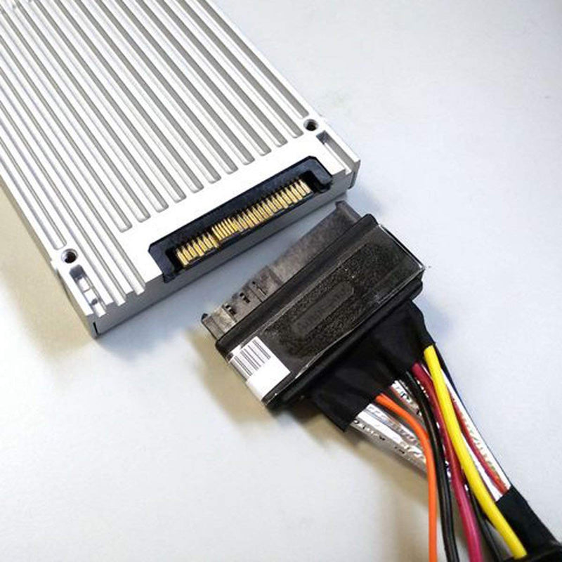 CABLEDECONN Internal 12G Mini SAS HD to U.2 / SFF-8643 to SFF-8639 Cable 0.5m with 15Pin SATA Power for U.2 SSD