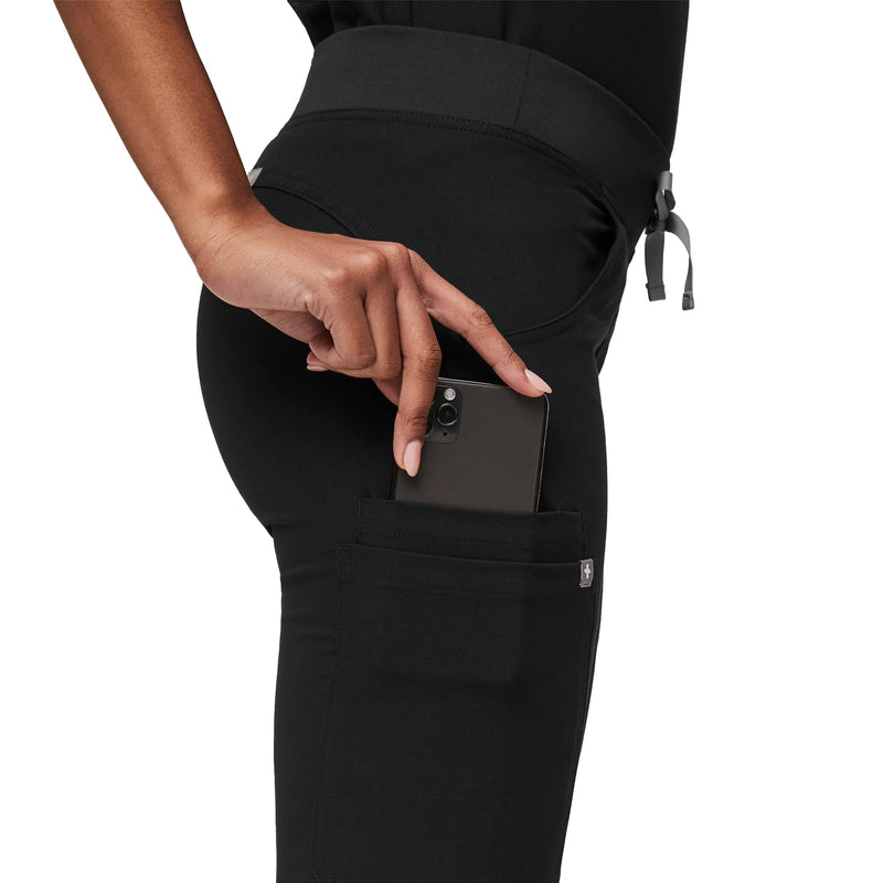 FIGS Kade Cargo Scrub Pants for Women — Classic Fit, Straight Leg, 4 Pockets, Yoga Waistband, Anti-Wrinkle Regular Small Black
