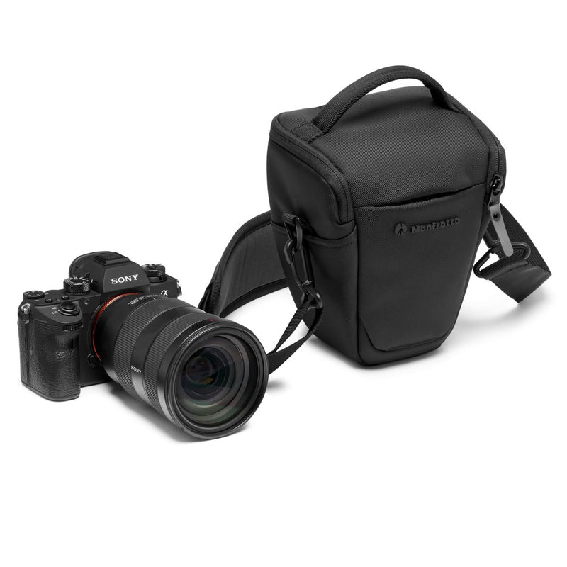 Manfrotto Advanced Holster S III, Case for Mirrorless Camera with Lens, Camera Bag with Tripod Mount and Rain Cover, Photography Accessories Small