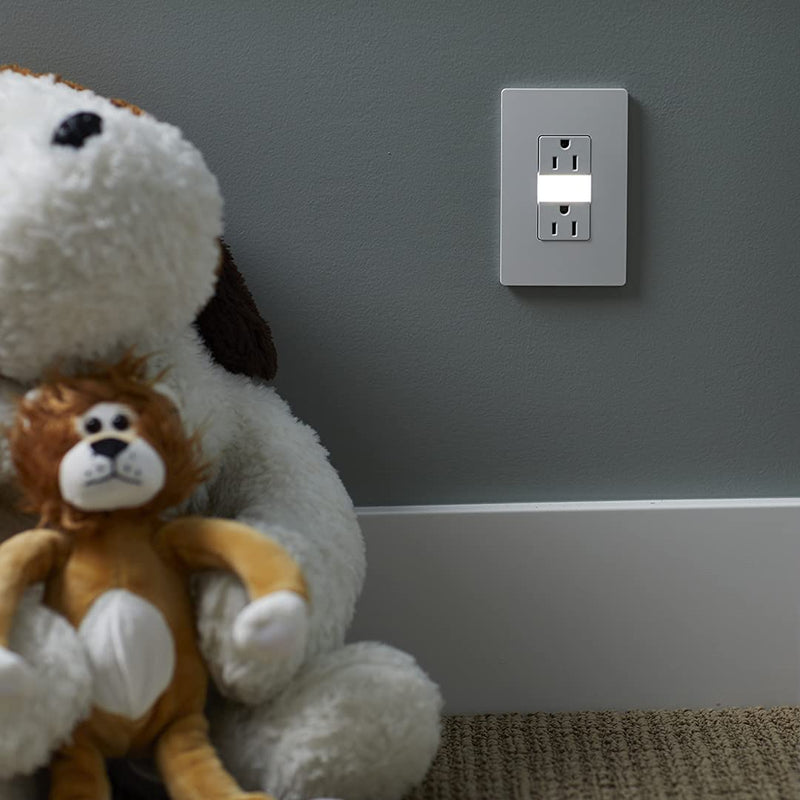 Legrand Radiant Adjustable LED Night Light Outlet with Screwless Wall Plate, Tamper-Resistant Hallway Night Light, 5 Levels, NTL885TRWPW, 15 Amp, White
