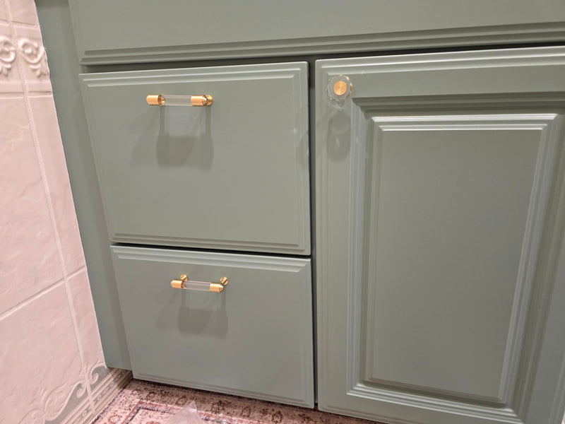 Modern Brass and Acrylic Kitchen Cabinet Pulls 4 Inch Hole Center 4Pack Elegant Gold Drawer Handle Charming Dresser Knob for Closet Cupboard Wardrobe Laundry Room Bathroom Double Hole: 4 Inch
