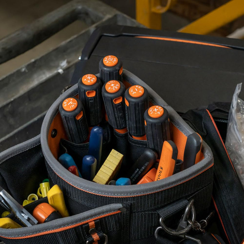 Klein Tools 85076INS Insulated Screwdriver Set, Made in USA, features 1000V Electricial Screwdrivers, (3) Phillips and (2) Slotted and Square Tips, 6-Piece 6-Piece Set