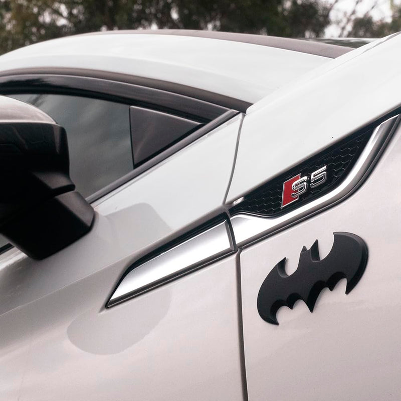 Fan Emblems Batman Car Emblem - 1989 Batwing Batarang Symbol 3D Auto Badge - Color: Matte Black - Size: 3.8 x 1.8 x 0.2 inches - Officially Licensed DC Car Accessories 1989 Batman Batwing 3D (Matte Black)