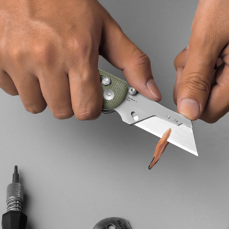 Kizer Uti Bear(New Dual-screw Version) Folding Utility Knife, Clutch Lock Box Cutter EDC Pocket knife with 5PCS Razor Blades, Pocket Knives with Pocket Clip for Men Women V3619JM1 Olive Green