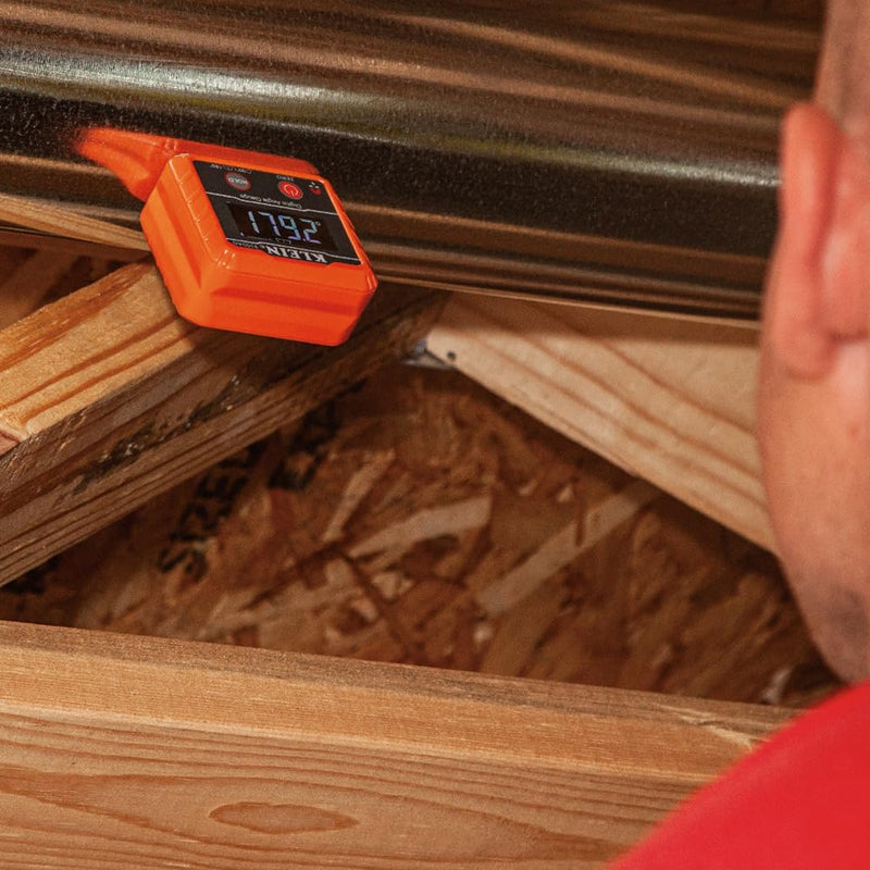 Klein Tools 935DAG Digital Electronic Level and Angle Gauge, Measures 0 - 90 and 0 - 180 Degree Ranges, Measures and Sets Angles Gauge / Level