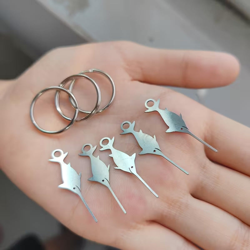 SIM Card Ejector Swordfish Keychain, Cute Cartoon Design, Universal Pin Extractor for Smartphones, Bags and Backpacks 1Pc