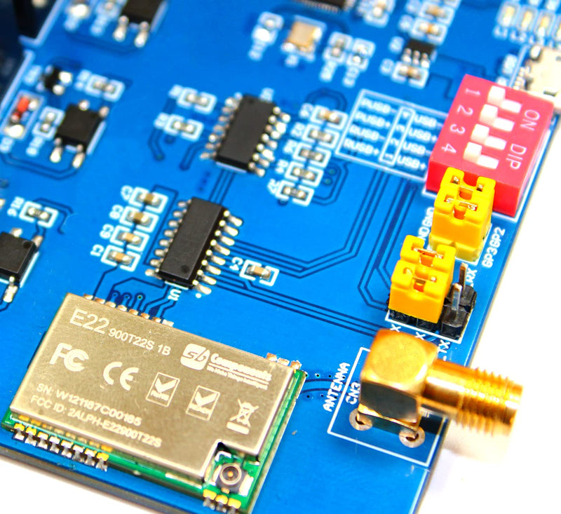GatePi 4 Channel - LoRa Based Relay Board 4 Channel Relay with LoRa Module Based on Raspberry Pi 2040 Smart Data Transmission LoRa Module, Transmission up to 5 KM (915MHz) 915MHz