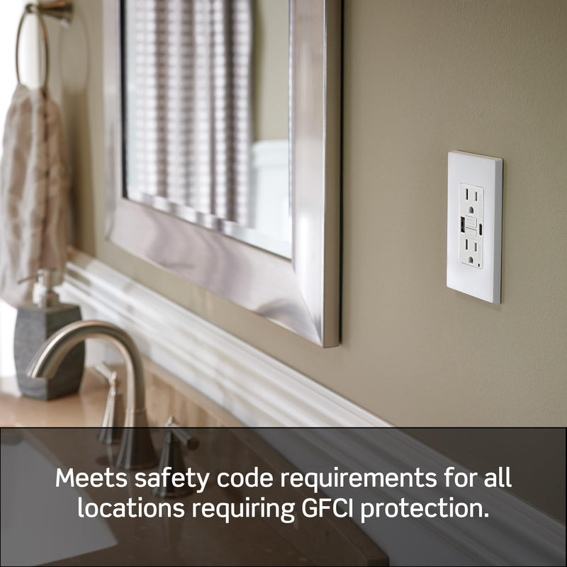 Leviton 15A SmartlockPro Self-Test GFCI Combination with Type A & Type-C USB in-Wall, USB Charger for Smartphones and Tablets, GUAC1-W 15A Type A/C USB w/GFCI White
