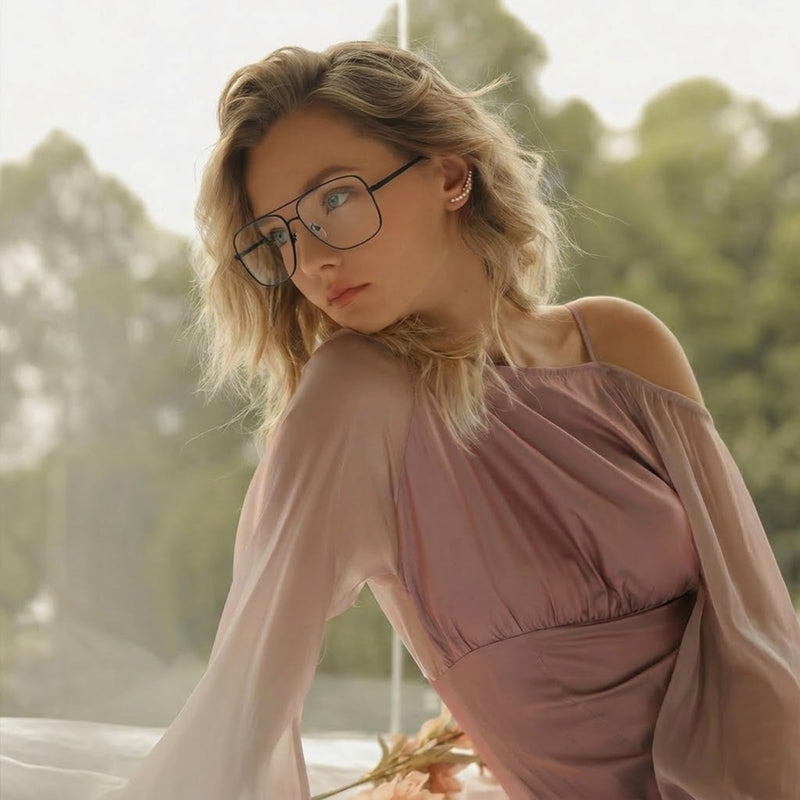 Aviator Photochromic Eyeglasses for Women and Men, Metal Square Frame Fashion Glasses for Night Driving Gold