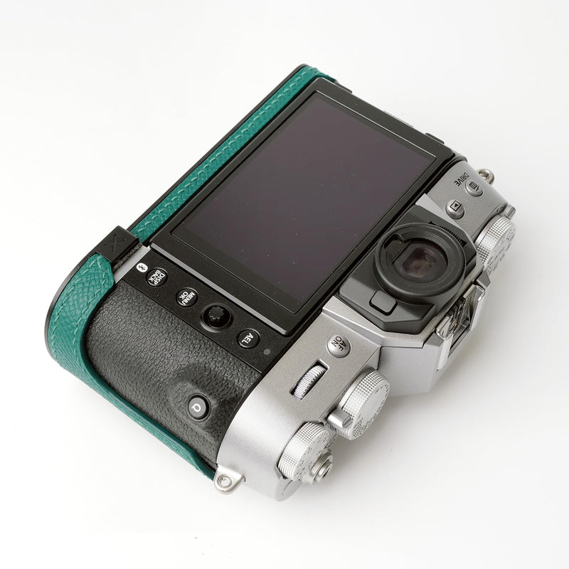 Iborrys Camera Genuine Leather Half Case ，Compatible with FUJIFILM FUJI X-T50 XT50 ， Made by hand - Top layer cowhide Body + Metal Base Plate 2-in-1 Design (Green) Green
