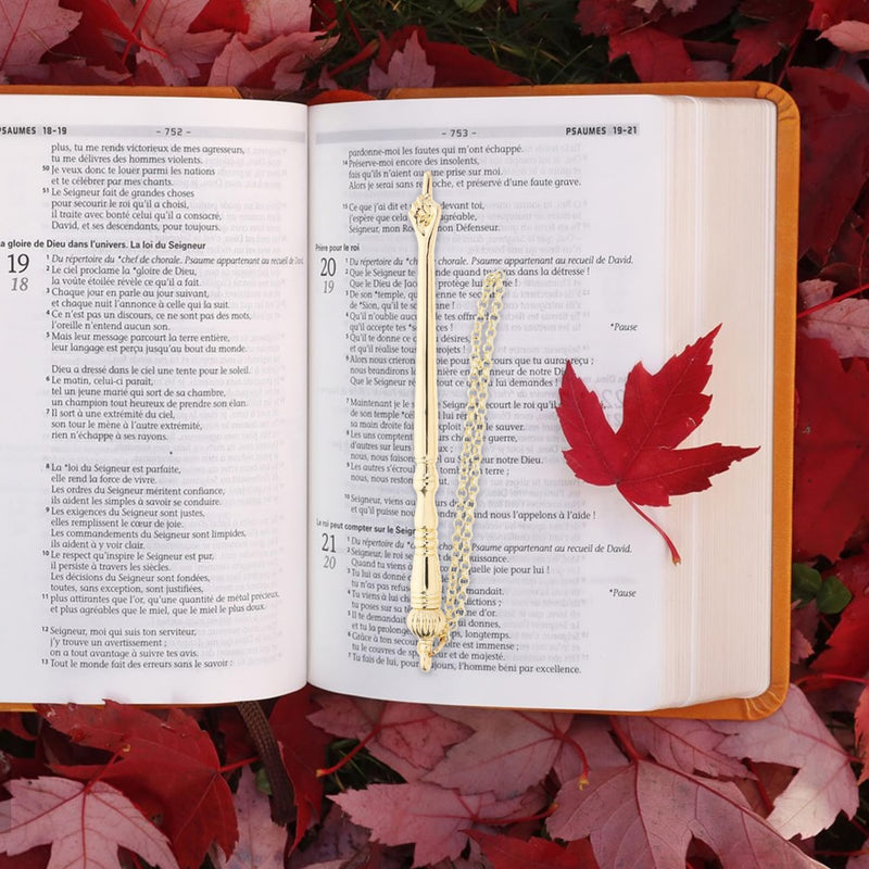 SAFIGLE Jewish Present Bible Reading Pointer Tool：Golden Metal Finger Pointer for Accurate Scripture Reading, Ergonomic Design for Comfortable Use in Home, Church, School, or Travel Golden Onion Top