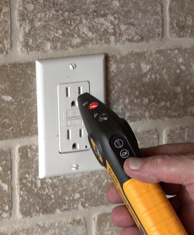 Ideal Electrical 61-535 Digital Circuit Breaker Finder with Digital Receiver and GFCI Circuit Tester