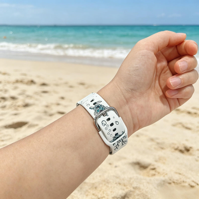 Sea Turtle Engraved Bands for Samsung Galaxy Watch 9/8/7/6/5/4 (40mm/44mm) | Soft Cute Silicone Sport Band for Galaxy Watch 3(41mm)/5 Pro(45mm) Active 2(40/44mm) Garmin Vívoactive 6/5/3 Amazift Active 2 White/Pine Needle Green