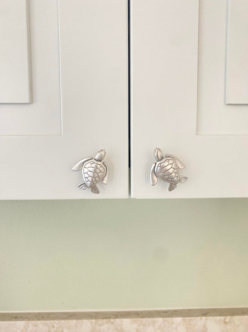 Costello Coastal Turtle Cabinet Knob (Pack of 2) | Pewter Hardware Colletion