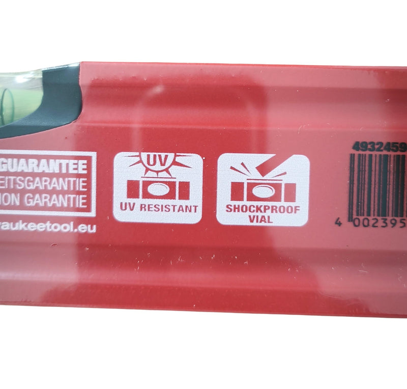 Milwaukee 4932459090 40 cm/16-Inch Redstick Slim Level - Red/Black Single