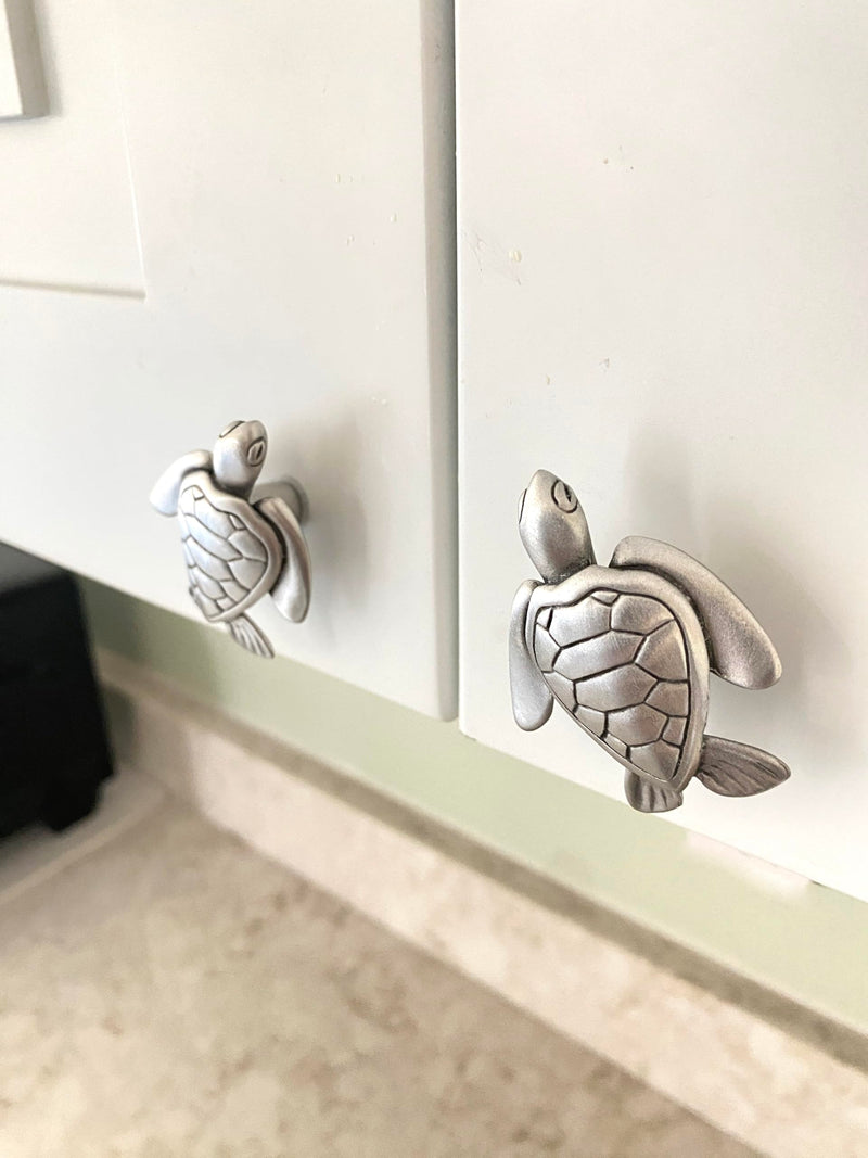 Costello Coastal Turtle Cabinet Knob (Pack of 2) | Pewter Hardware Colletion