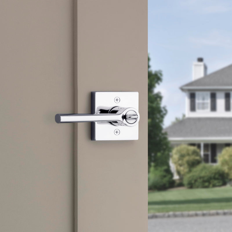 Kwikset Lisbon Square Entry Door Knob with Lock and Key, Secure Keyed Handle Exterior, Front Entrance and Bedroom, Polished Chrome, Pick Resistant SmartKey Rekey Security