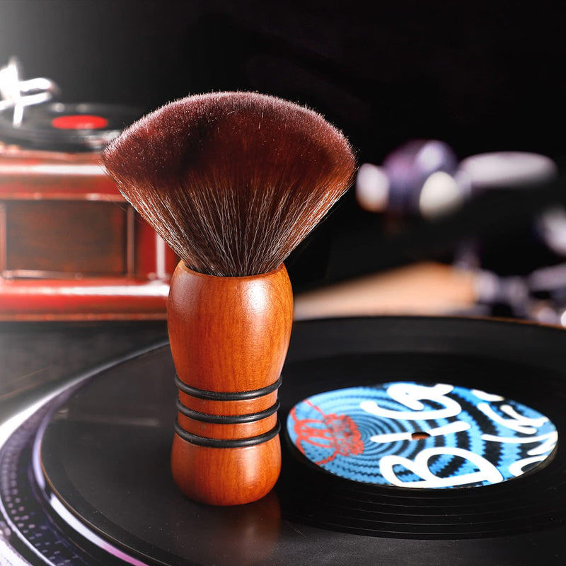 Facmogu Vinyl Record Cleaning Brush, Anti-Static Soft LP Record Cleaner | Ultra-Fine Fiber Bristles | For Vinyl LP CD Album Care, Retro Design | Wooden Handle | Turntable Record Player Accessories 1 Pack