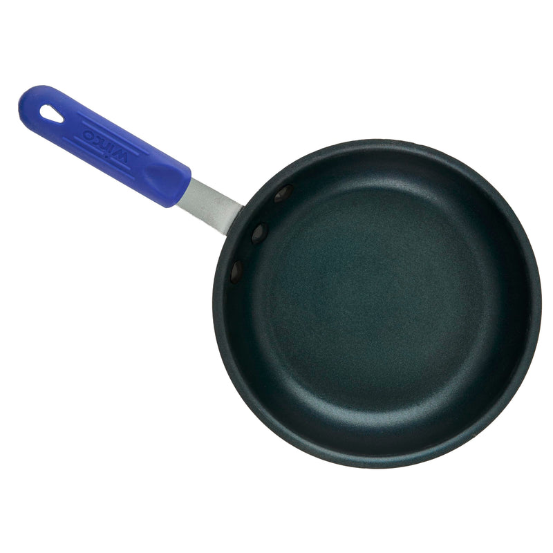 Winco AFPI-8NH, 8-Inch Induction Ready Aluminum Fry Pan with Non-Stick Coating, Frying Pan with Silicone Sleeve 8"