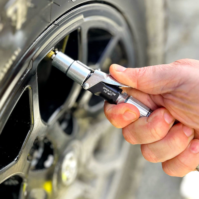 Locking Air Chuck - Six Steel Jaws Lock onto Any tire Valve - Won't Leak or pop Off - Rated to 150 PSI - Open Flow
