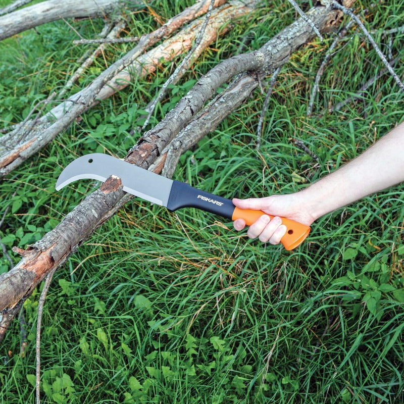 Fiskars Brush Axe with 10" Curved Blade and Safety Sheath, 19" Handle Machete for Cutting Tree Branches, Ideal for Camping, Hunting, and Bushcraft, Yard Work & Garden Tools, Black/Orange