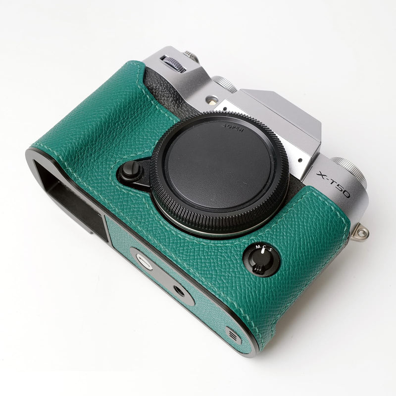 Iborrys Camera Genuine Leather Half Case ，Compatible with FUJIFILM FUJI X-T50 XT50 ， Made by hand - Top layer cowhide Body + Metal Base Plate 2-in-1 Design (Green) Green