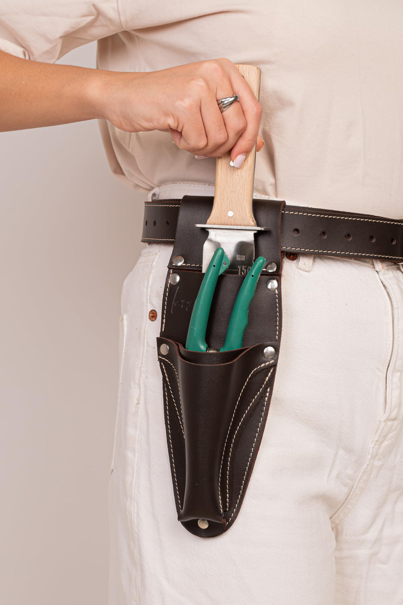 Hori Hori Leather Sheath Belt with Pruner and Scissor Pockets. Personalized Florist Tool Belt Leather, Gardening Belt with Pockets. (Dark Brown, One Size - Adjustable) Dark Brown