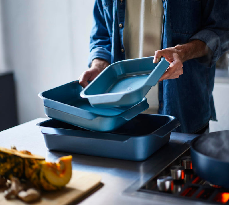 Joseph Joseph Nest Bakeware and Roasting Pan, Carbon Steel Baking Pan with Non-Stick Coating, Easy-Pull Handles, Organized Kitchen Storage, Medium, Blue Single (Medium)