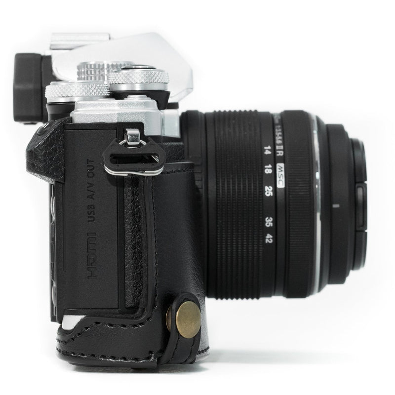 MegaGear MG636 Olympus OM-D E-M10 Mark II, E-M10 (14-42mm) Ever Ready Leather Camera Case and Strap - Black