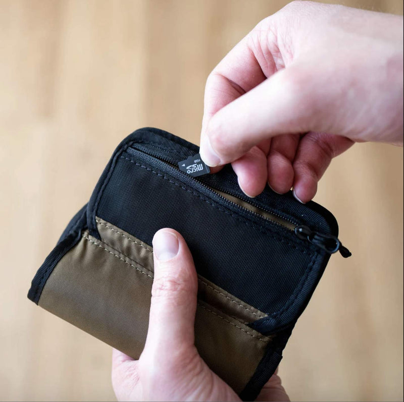 NOMATIC McKinnon Memory Card Case - Durable SD Memory Card Holder, Fits 6 SD & 2 C-Fast Cards with Zipper Pocket for Mini-SD