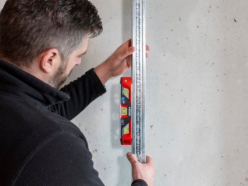 SOLA TPRO Torpedo Level, 9-Inch, Magnetic, Black/Red