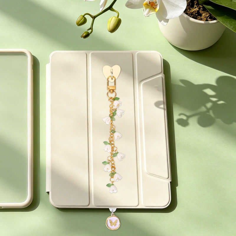 5pcs Mobile Phone Charm Set, Cute Flower Chain Charm with Heart Grip Holder & Dust Plug Ornaments Compatible with Kindle Paperwhite E-Reader Phone