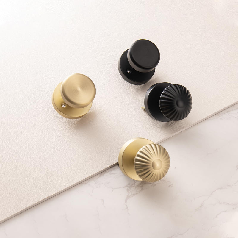 2 Pack Gold Interior Door Knobs, Heavy Duty Door Knob with Lock, Seashell knob Door Handles for Bath & Bedroom 2-Privacy