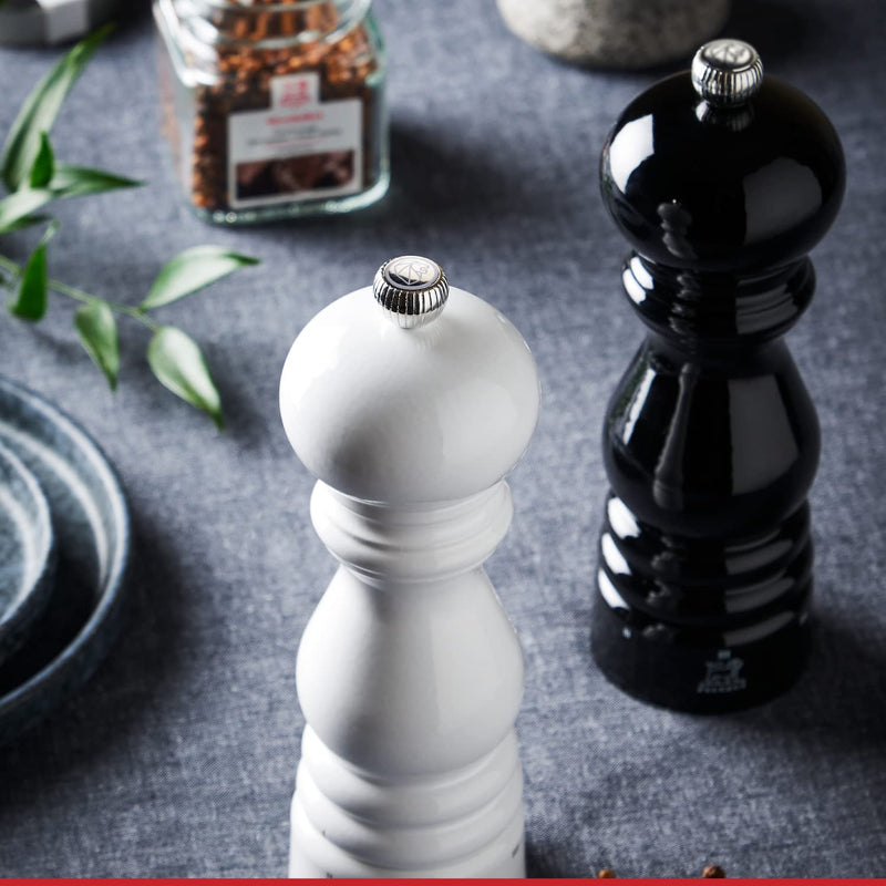 Peugeot - Paris u'Select Manual Pepper Mill - Adjustable Grinder - Beechwood, Gloss Black 11.82in. Black Lacquer