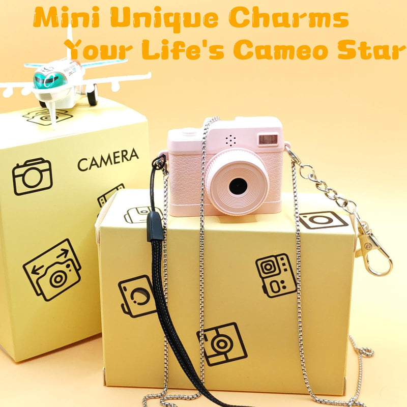 Mini Keychain Camera, Mini Digital Camera, 1080P Retro Camera with 32GB Card, Wide Angle Lens, LED Flash Light, Nostalgic Photos, Great Gift Idea, Black (Black)