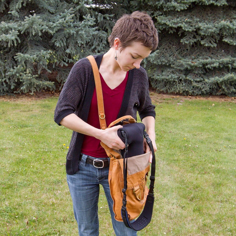 OP/TECH USA Soft Pouch – Compact digital camera case, lightweight accessories pouch, sleek neoprene sleeve for DSLR, perfect for backpacks & travel – durable protection in style | D-SLR| Black D-midsize Pro