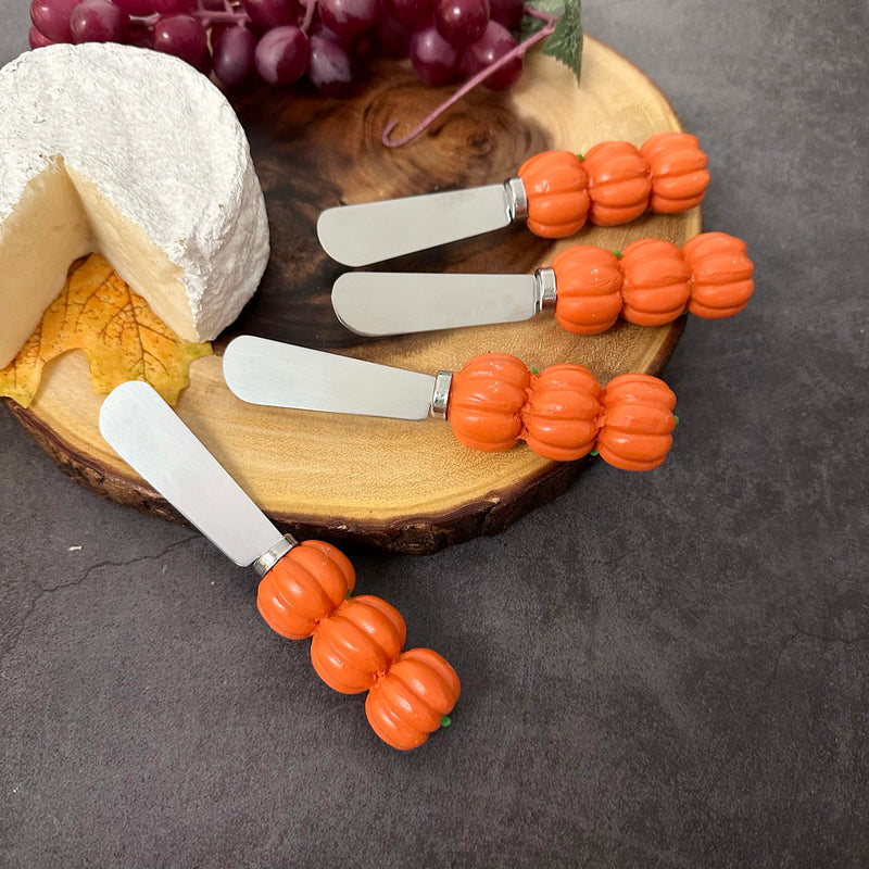 UPware Pumpkin Cheese Spreaders, Hand-Painted Resin Handles with Stainless Steel Blades for Spreading Cream Cheese, Butter, Jam, or Sandwich, Set of 4